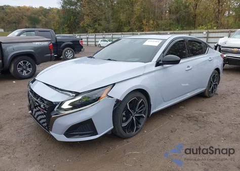 2023 Nissan Altima Sr Fwd z USA, uszkodzony, nr VIN 1N4BL4CV5PN415798